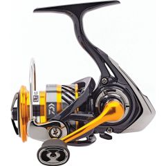 Mulineta Daiwa Revros 19LT 4000 CXH 